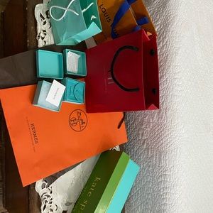 Boxes and Shopping Bags Tiffany